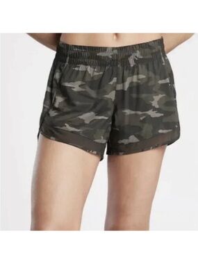 Athleta Printed Mesh Run Racer Short size Extra Small